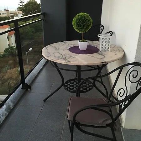 Quinta Village Garajau Cs 公寓
